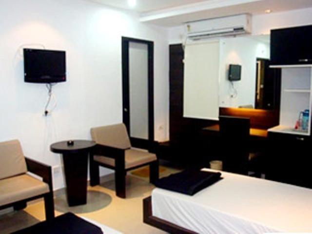 Hiland Inn Kolkata Exterior photo