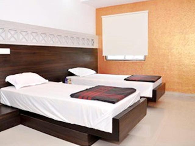 Hiland Inn Kolkata Exterior photo