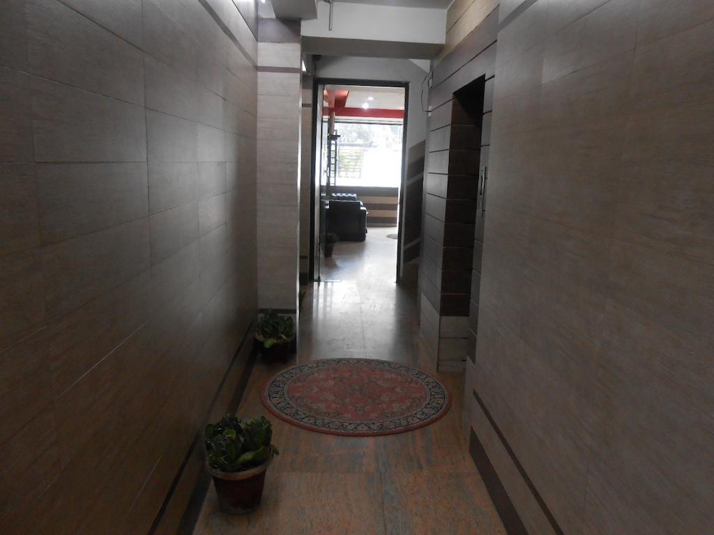 Hiland Inn Kolkata Exterior photo